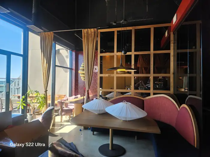 Mar'aa Yorkville — frame 28